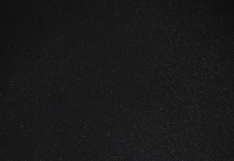 Nowoczesna technologia gotowania z efektem gorącego kamienia.