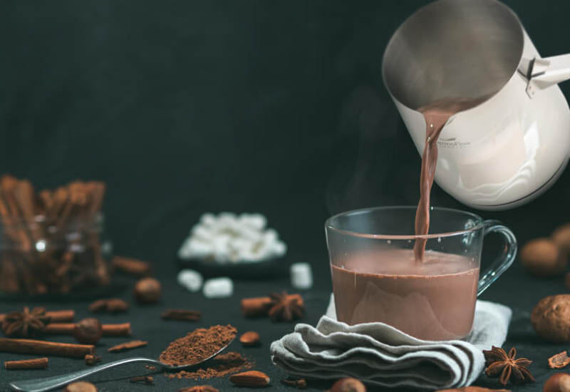 3-warstwowa podstawa dla trwałości i technologia ThermoFlow dla doskonałej dystrybucji ciepła.