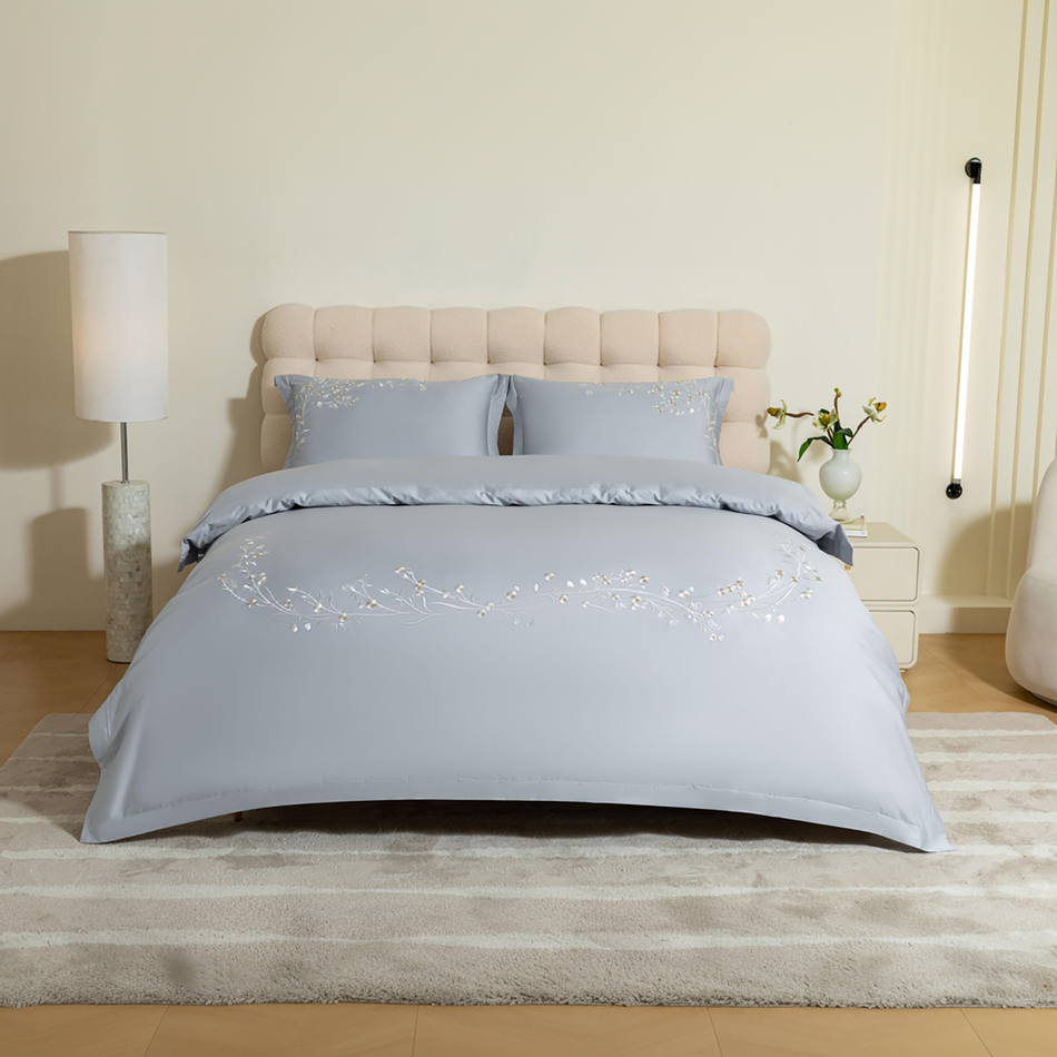 Bawełniano-satynowa pościel haftowana PREMIUM Iris