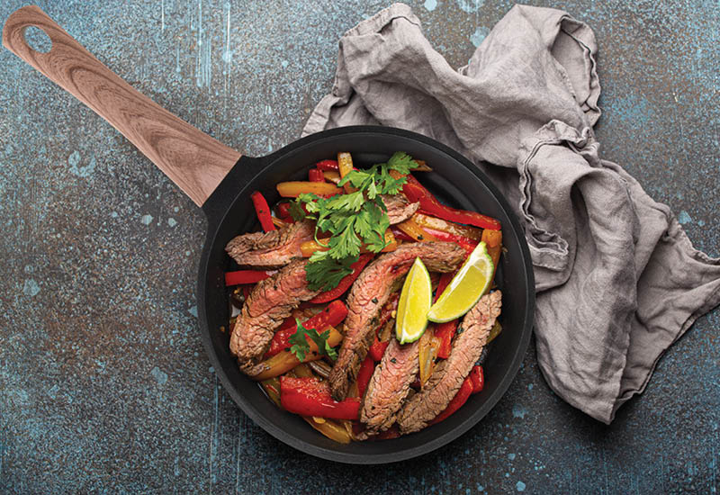 Najbardziej uniwersalne naczynie, które jest niezbędne w każdej kuchni.