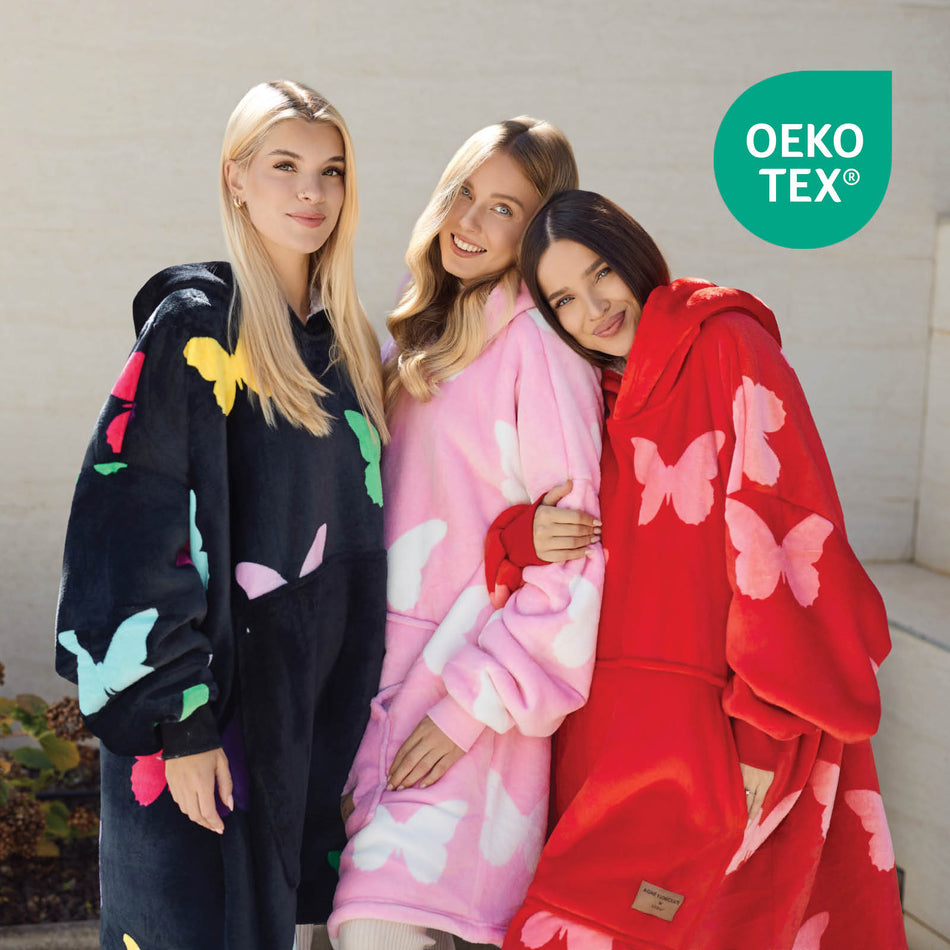 Agnė Kuzmickaitė x Vitapur koc z kapturem i rękawami Butterfly